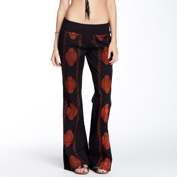 RVCA Knockie Embroidered Beach Pant - Picture 1 of 8